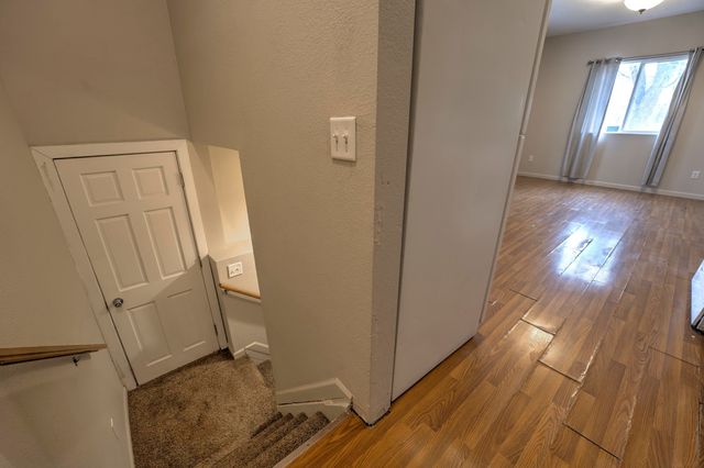 917 4th Ave. NW, Minot, ND 58703