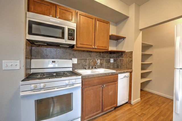 917 4th Ave. NW, Minot, ND 58703