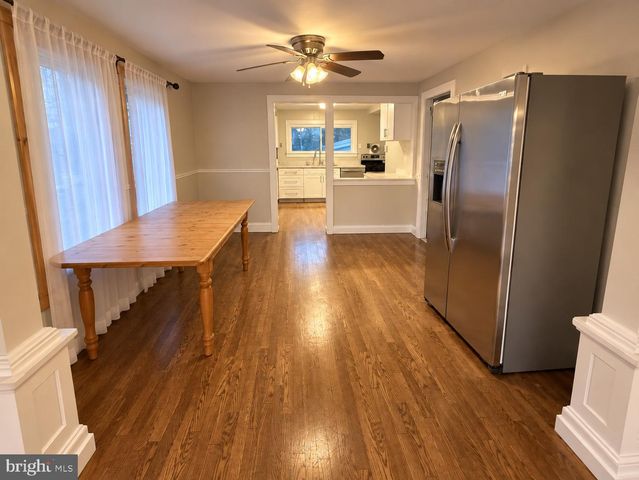 22 BRENWAL AVE, Trenton, NJ 08618