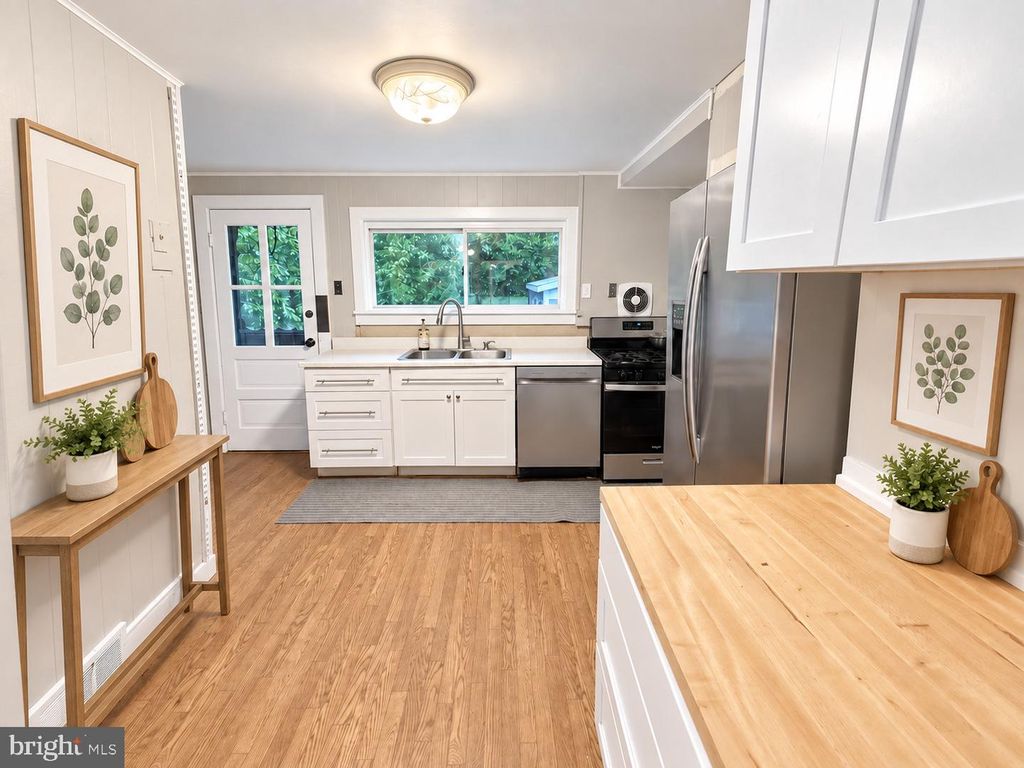 22 BRENWAL AVE, TRENTON, NJ 08618 — photo 3