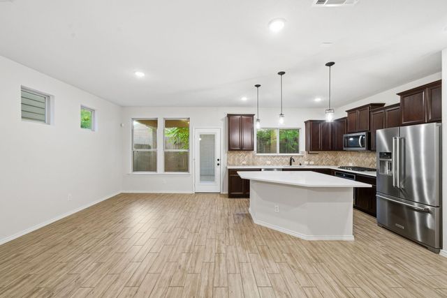 8663 Cedardale Park Drive, Houston, TX 77063