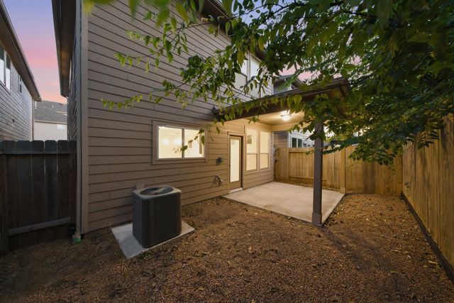 8663 Cedardale Park Drive, Houston, TX 77063