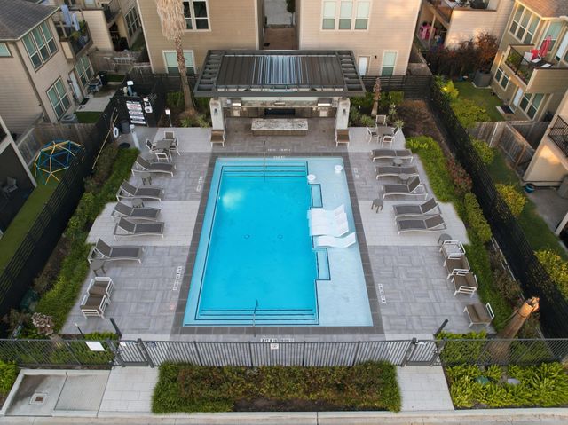 8663 Cedardale Park Drive, Houston, TX 77063