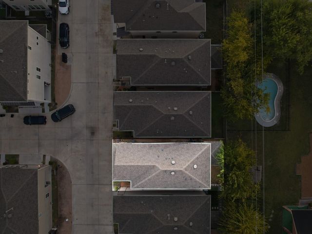 8663 Cedardale Park Drive, Houston, TX 77063