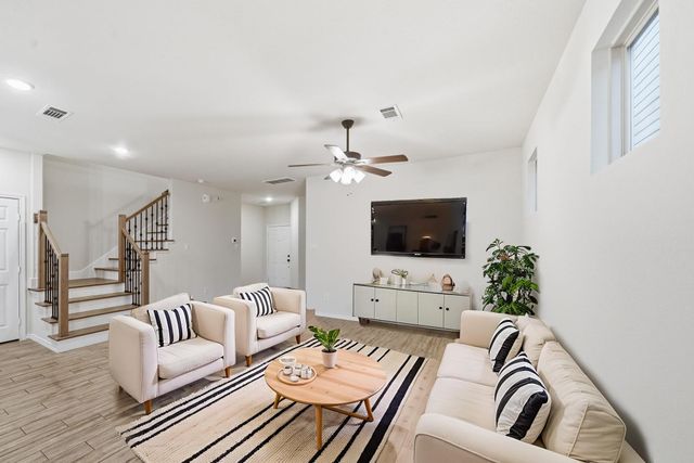 8663 Cedardale Park Drive, Houston, TX 77063