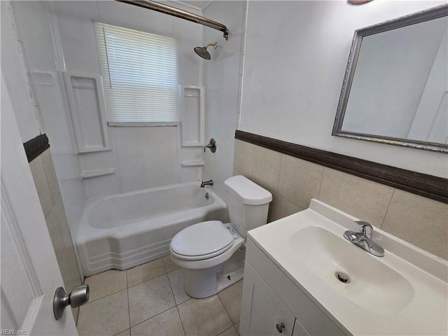 1313 21st St Apt 3, Chesapeake, VA 23324