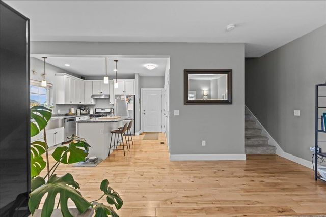 150 Rye Circle, South Burlington, VT 05403