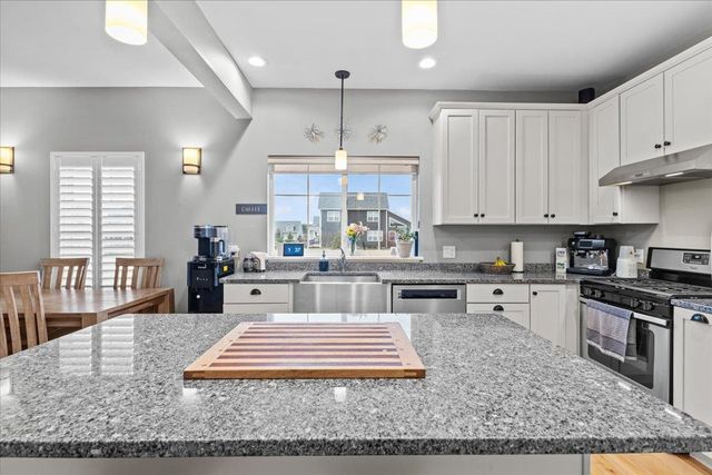 150 Rye Circle, South Burlington, VT 05403