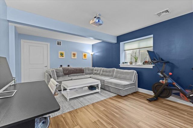 150 Rye Circle, South Burlington, VT 05403