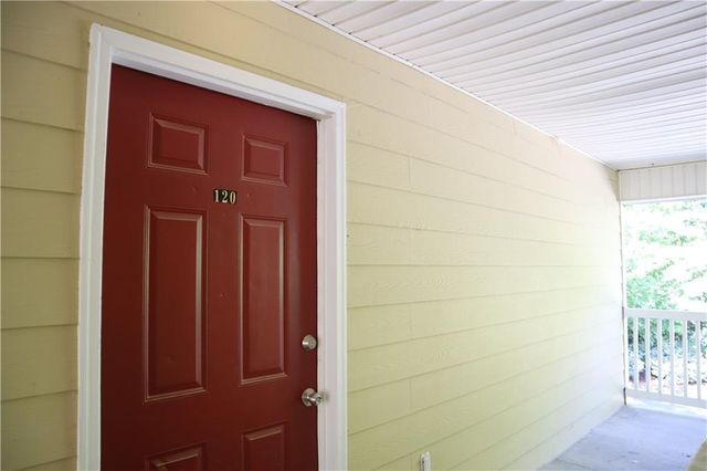 120 Waterford Drive, Calhoun, GA 30701