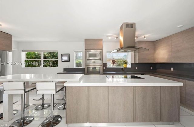 1025 Belle Meade Island Dr, Miami, FL 33138