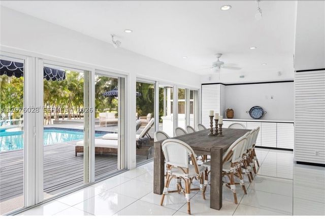 1025 Belle Meade Island Dr, Miami, FL 33138