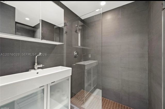 1025 Belle Meade Island Dr, Miami, FL 33138
