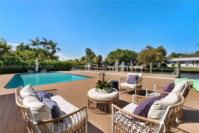 1025 Belle Meade Island Dr, Miami, FL 33138