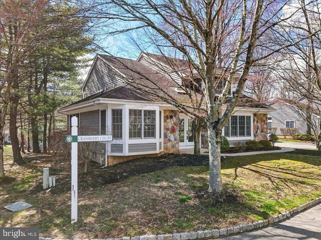1 CRANBERRY CT, Princeton, NJ 08540