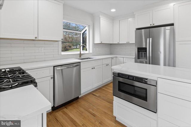 1 CRANBERRY CT, Princeton, NJ 08540
