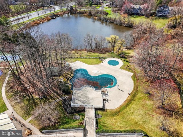 1 CRANBERRY CT, Princeton, NJ 08540