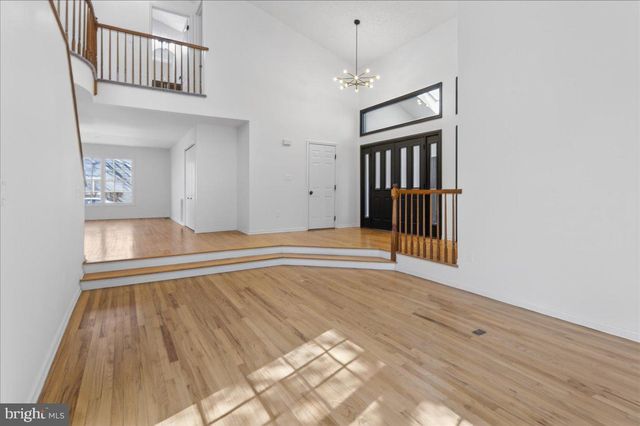 1 CRANBERRY CT, Princeton, NJ 08540