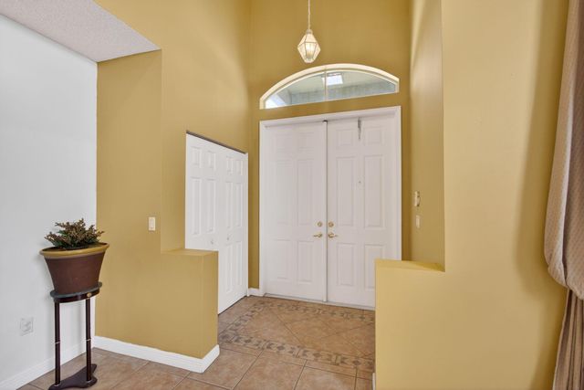 2008 Reston Circle, Royal Palm Beach, FL 33411