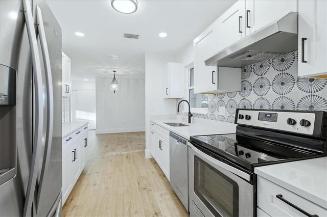 3504 38TH STREET W, Bradenton, FL 34205