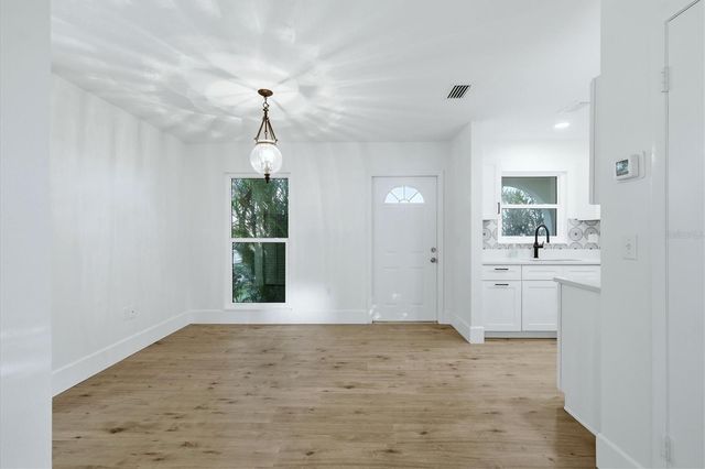 3504 38TH STREET W, Bradenton, FL 34205