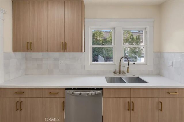 4027 E 11th, Long Beach, CA 90804