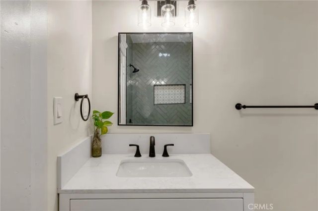 4027 E 11th, Long Beach, CA 90804