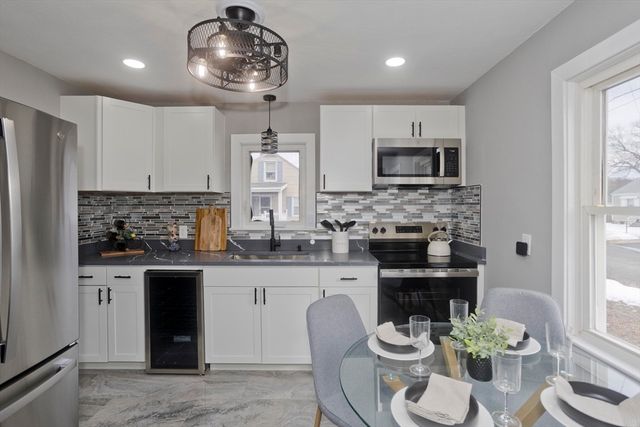 1709 Memorial Dr, Chicopee, MA 01020