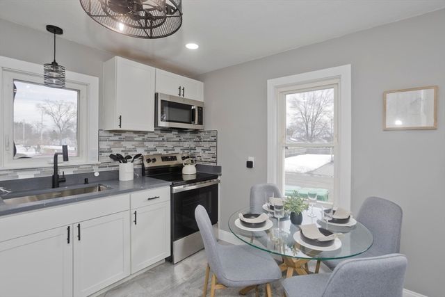 1709 Memorial Dr, Chicopee, MA 01020