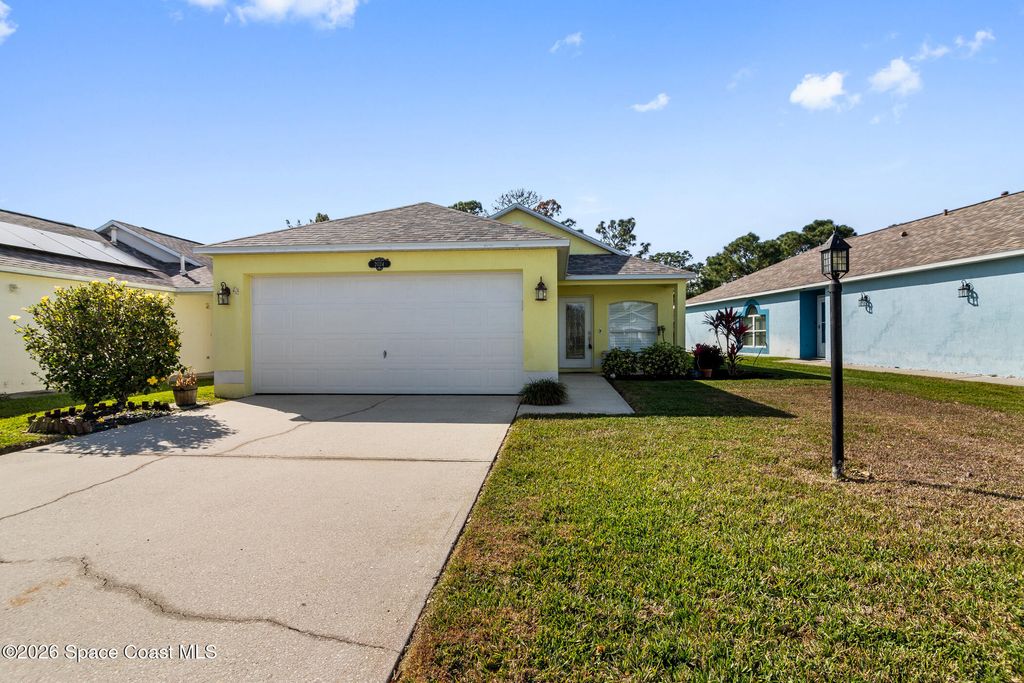 2024 Majestic Pine Court NE, Palm Bay, FL 32905