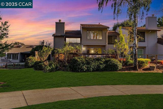 639 Augusta Drive, Moraga, CA 94556