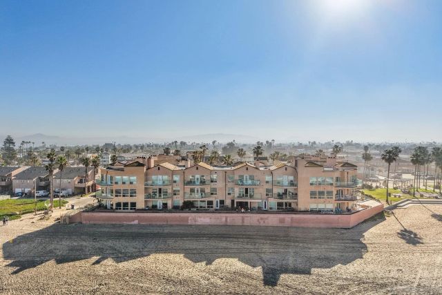 714 Seacoast Dr 104, Imperial Beach, CA 91932