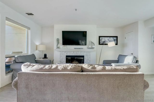 714 Seacoast Dr 104, Imperial Beach, CA 91932