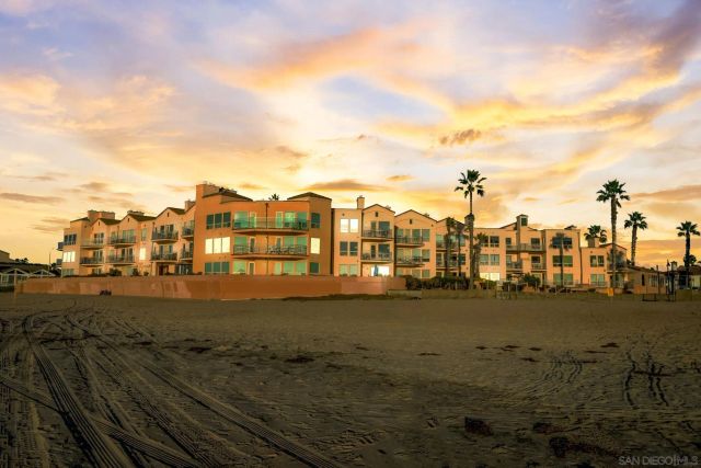 714 Seacoast Dr 104, Imperial Beach, CA 91932