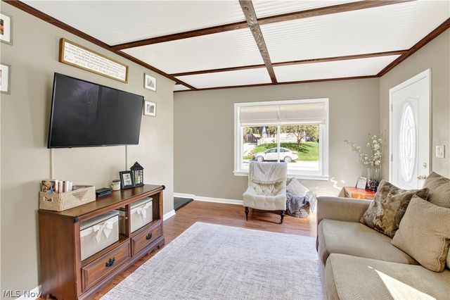 1848 17th Street, Cuyahoga Falls, OH 44223