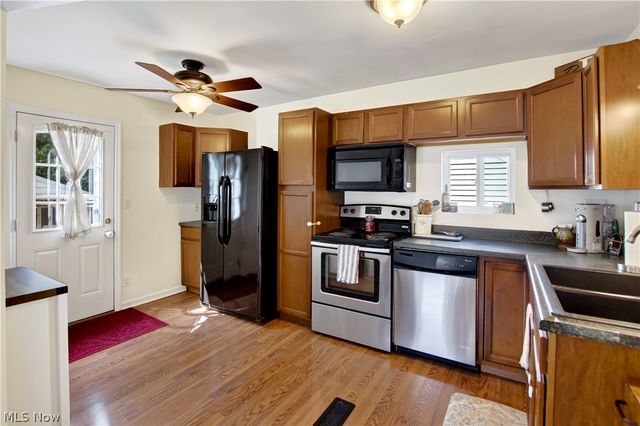 1848 17th Street, Cuyahoga Falls, OH 44223