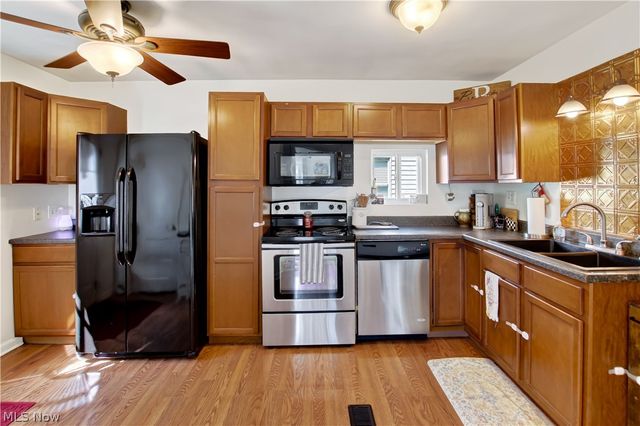 1848 17th Street, Cuyahoga Falls, OH 44223