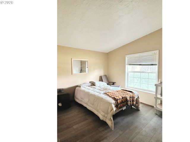 4821 Ne 50TH St, Neotsu, OR 97364