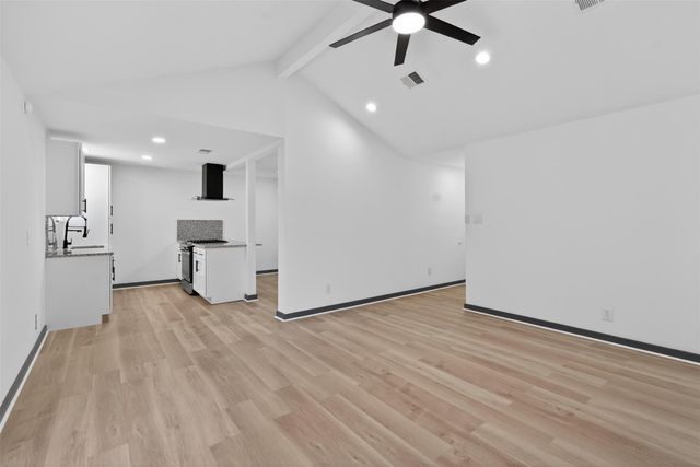 710 Knob Hollow Street, Channelview, TX 77530