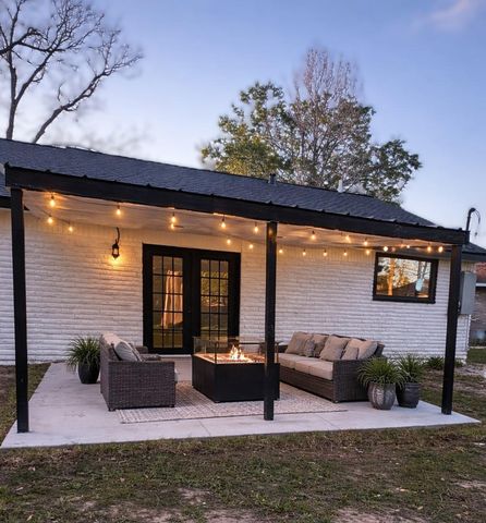 710 Knob Hollow Street, Channelview, TX 77530