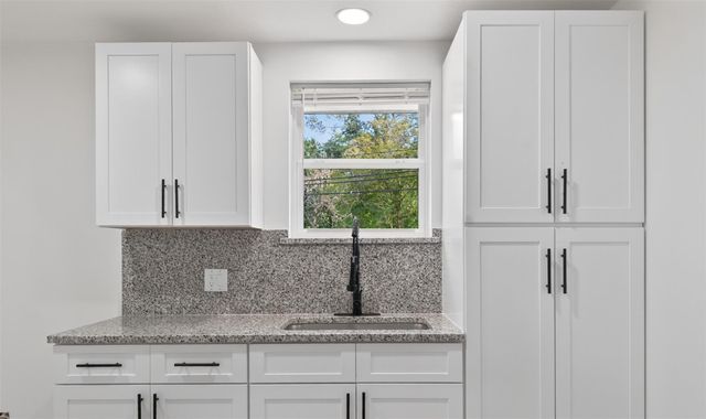 710 Knob Hollow Street, Channelview, TX 77530