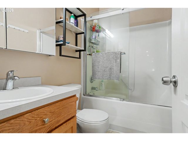 644 Nw 14TH St, Corvallis, OR 97330