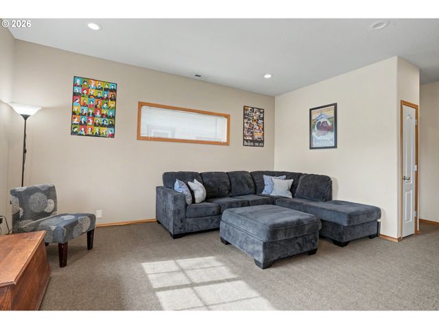 644 Nw 14TH St, Corvallis, OR 97330