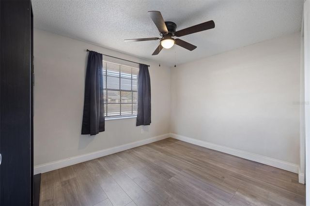 7212 LUNITA COURT, Tampa, FL 33625