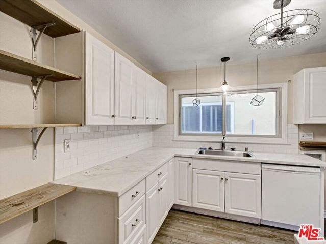 104 Sunridge Street, Playa Del Rey (los Angeles), CA 90293
