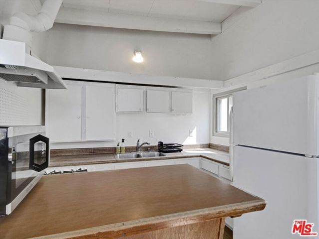 104 Sunridge Street, Playa Del Rey (los Angeles), CA 90293