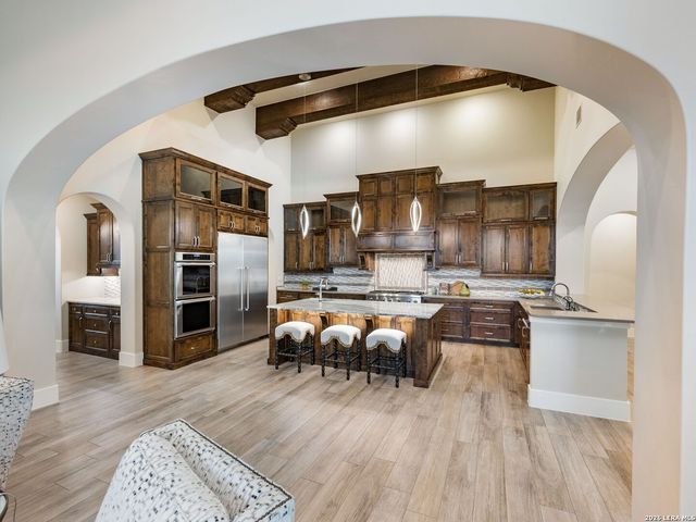 218 Wellesley Landing, Shavano Park, TX 78231