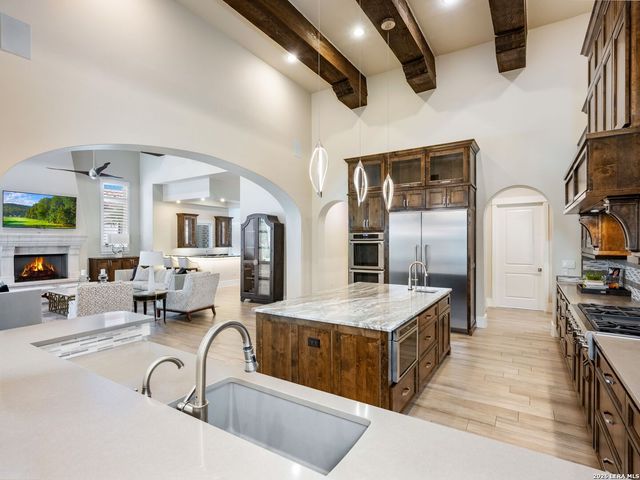 218 Wellesley Landing, Shavano Park, TX 78231
