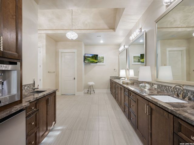 218 Wellesley Landing, Shavano Park, TX 78231