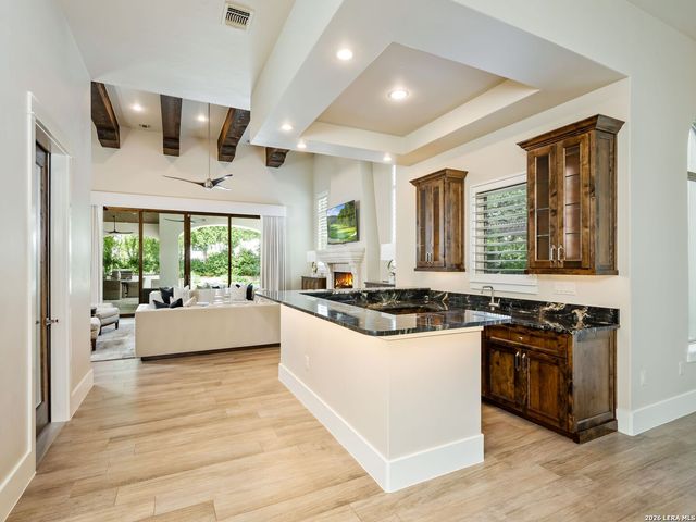 218 Wellesley Landing, Shavano Park, TX 78231